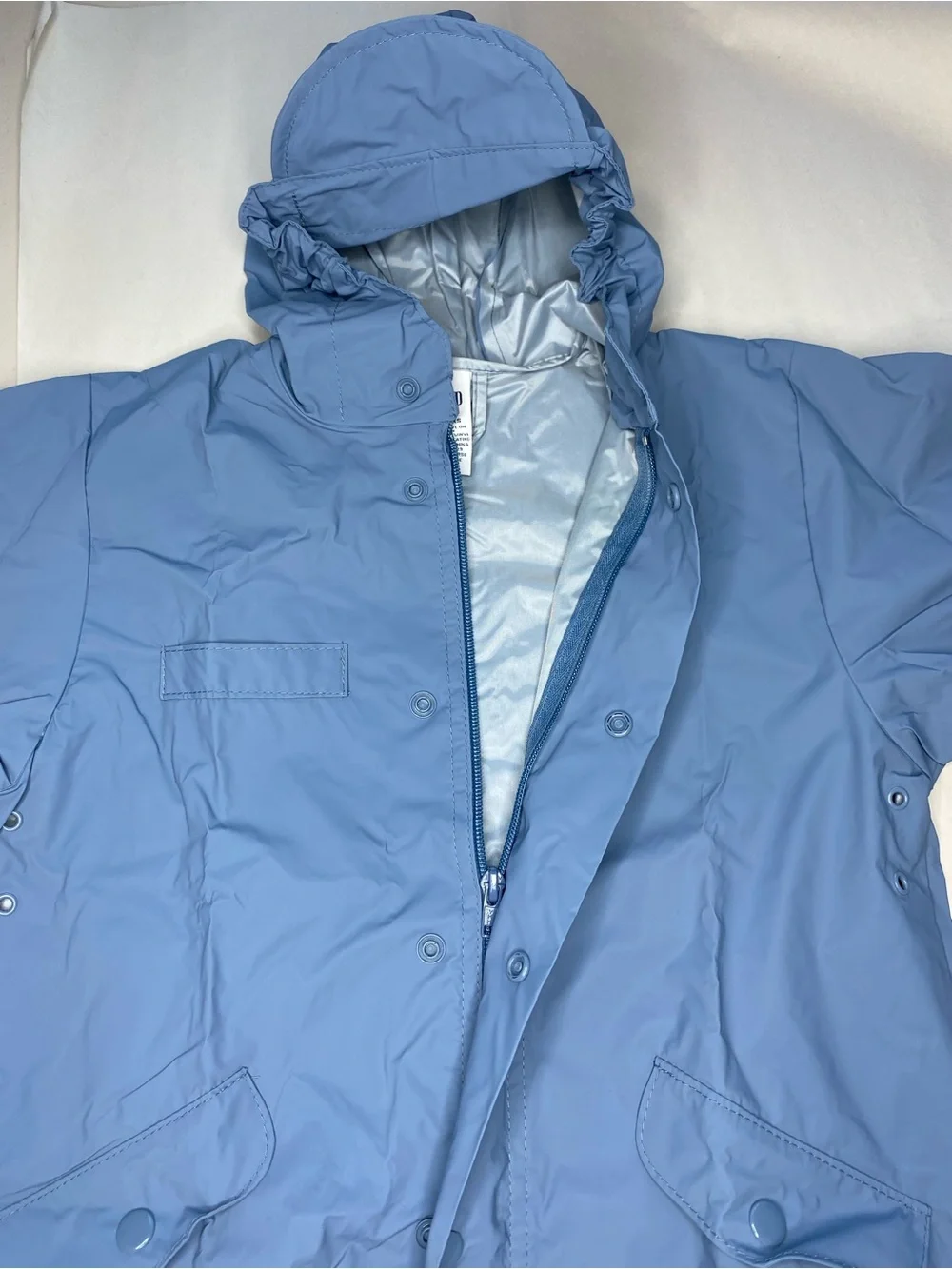 NWT Gap Kids Stormbuster Raincoat with Pouch Size XS full head hood coverage